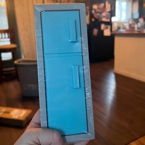 Kidskraft refrigerator